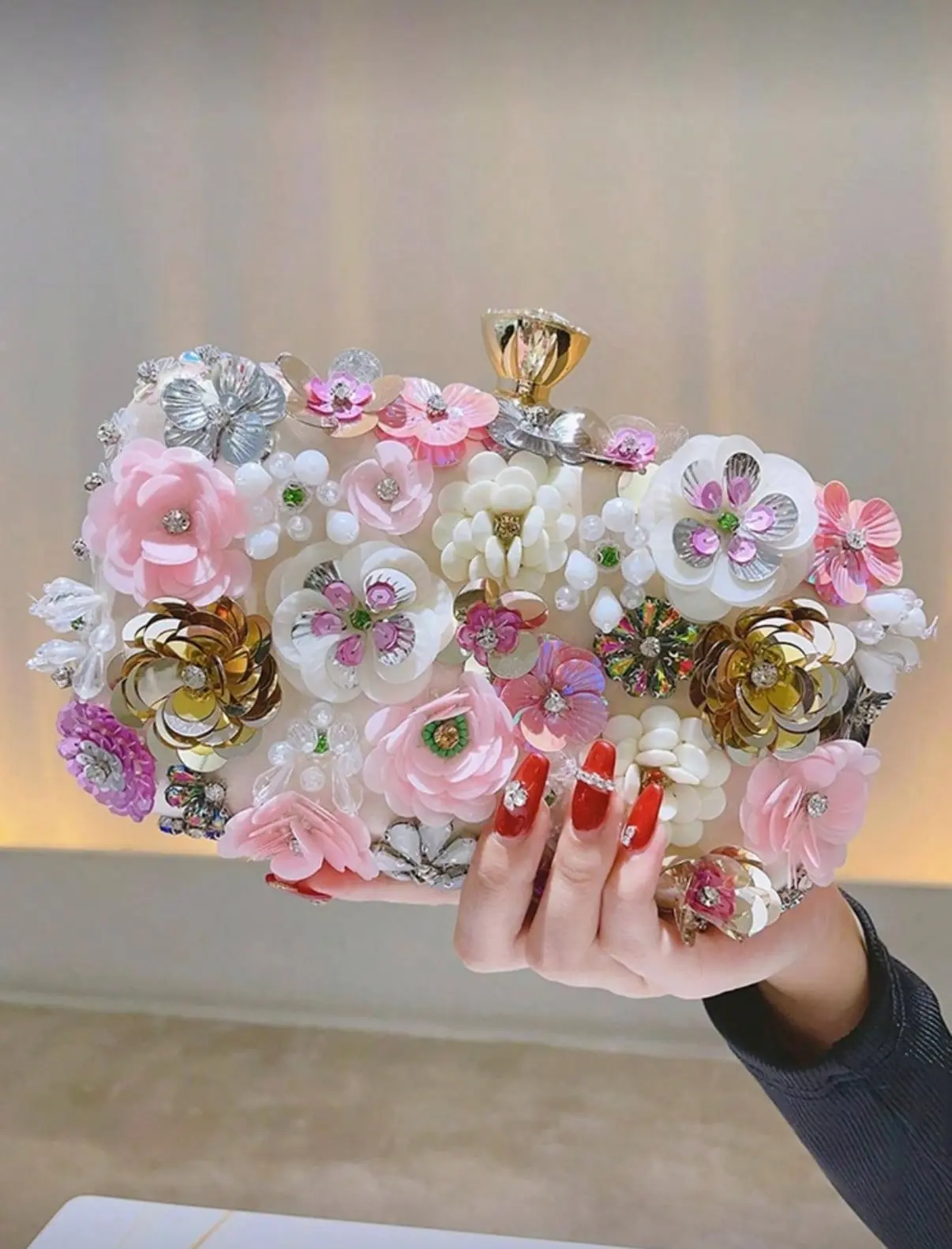 Gorgeous Hand‑Crafted 3D Flower Beaded Evening Clutch for Women, Colorful Sequin Pearl Hard Shell Party Purse, Removable Gold Chain Shoulder Bag for Wedding Prom Bridal Event