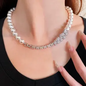 French style diamond studded shell bead necklace for women, with a luxurious and high-end feel, sparkling collarbone necklace