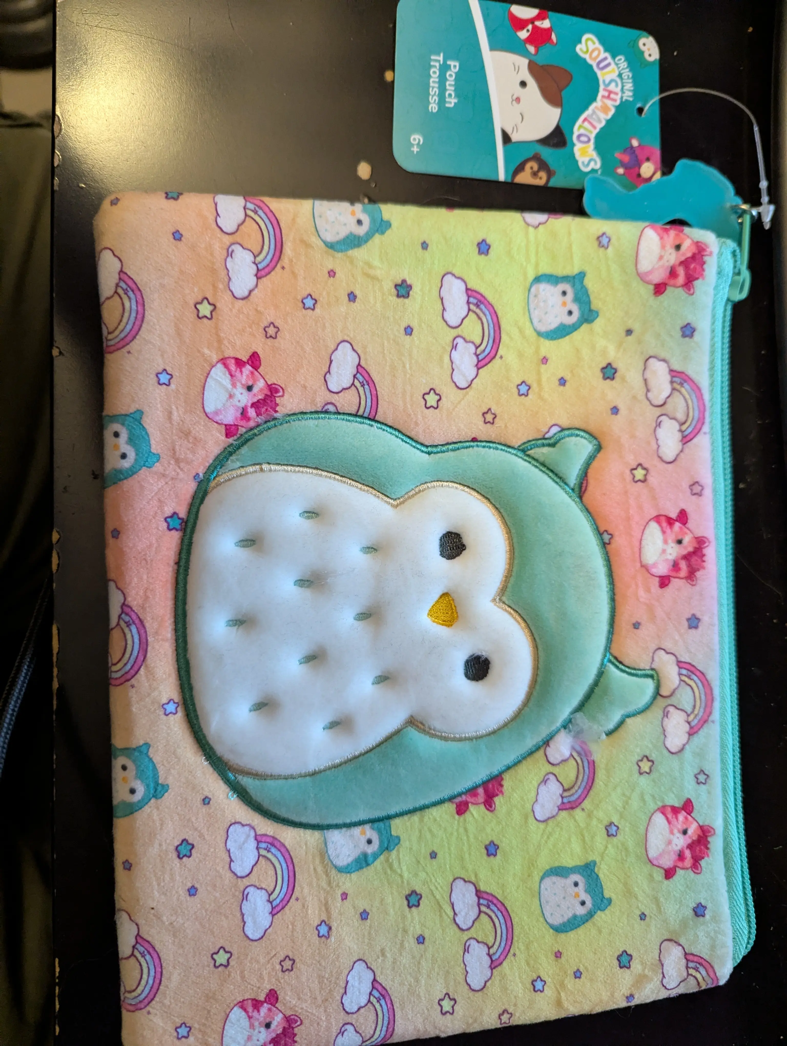Squishmallows - Relief Plush Pouch - Winston