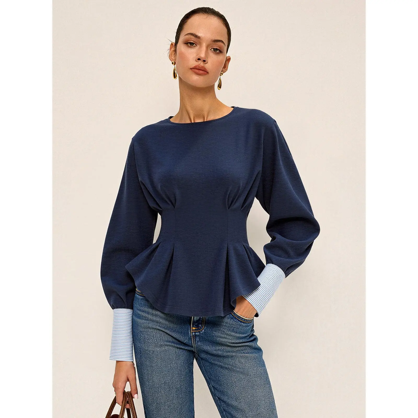 Round Neck Balloon Sleeve Peplum Sweatshirt Round Neck Balloon Sleeve Peplum Sweatshirt
