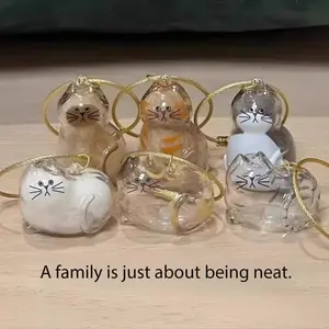 1/6 Pet Cat Fur Storage Bottle - Capsule for Cat Hair | Made of Transparent Material, Includes a Keychain, a Keepsake Keychain for Pets