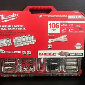 Milwaukee 1/4in & 3/8 106pc Ratchet and Socket Set in PACKOUT - SAE & Metric