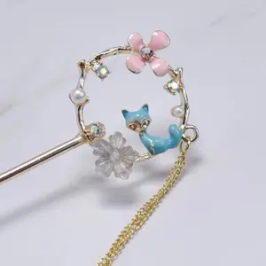 Enamel fox loop hair pin