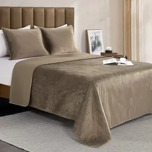 Mocassi 3-Piece Velvet Corduroy Stripe Quilted Bedspread Coverlet Set