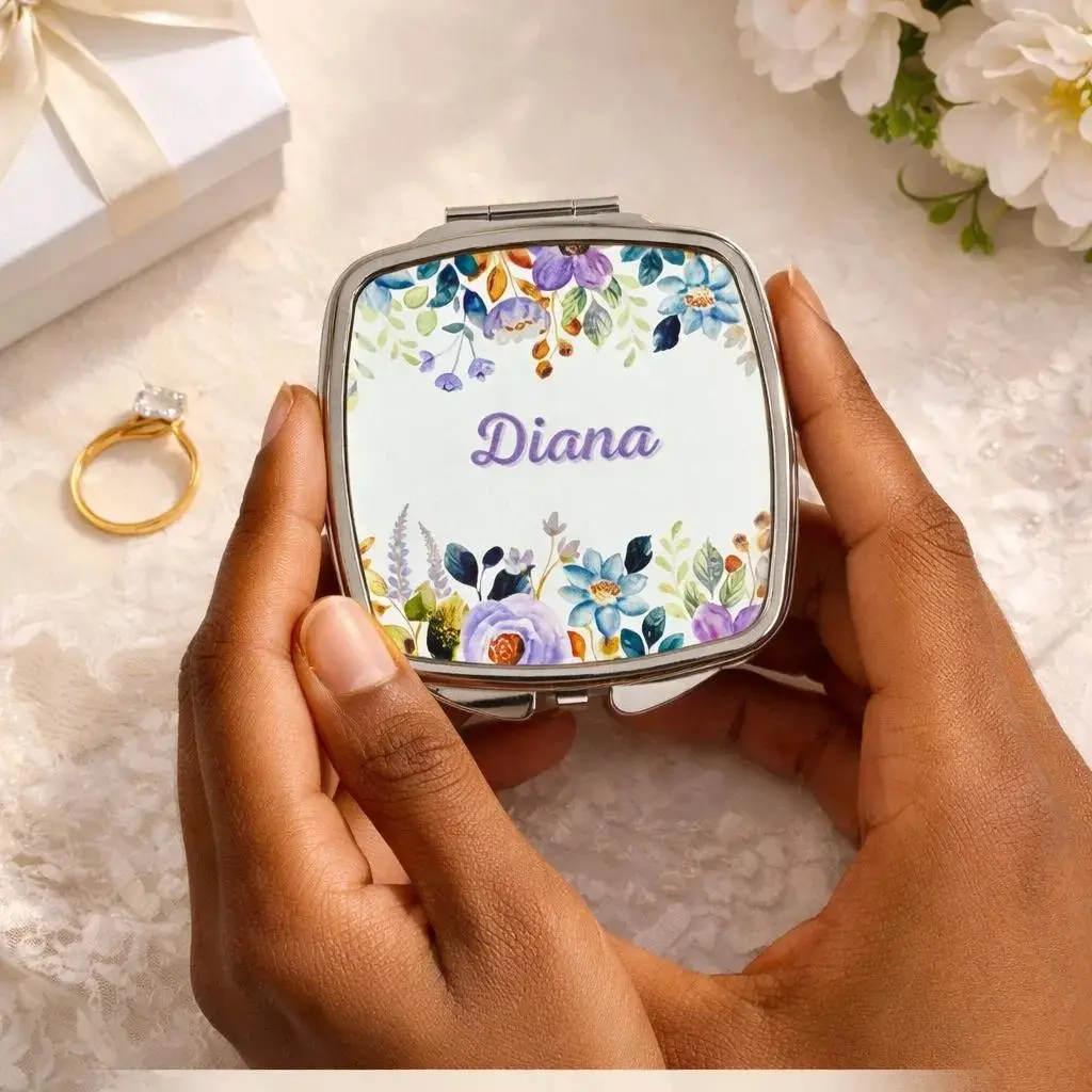 Personalized Compact Mirror