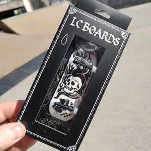 LC BOARDS 98X34 COMPLETE SKULL GRAPHIC FOAM GRIP TAPE