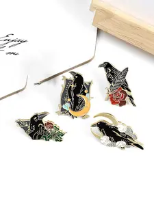 4-Piece Set Punk Crow & Moon & Rose Design Brooch, Fashion Alloy Badge for Backpack & Clothes & Hat Decor, Trendy All-match & Exquisite Brooch for Birthday Gift, Drop Set Pins