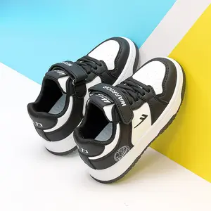 2026 Children's White Sneakers, New Spring/Summer 2026 Children's Sports Shoes, Lightweight Boys' Running Shoes