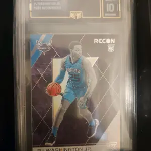Sports Trading Cards - 2019 Chronicle PJ Washington Jr. #260 Recon Rookie Card - Graded 10 by BGS