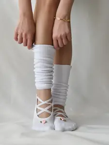 White Rose Ballet Grip Socks - Womenswear Aesthetic Crew-Length with Crisscross Design & Delicate Rosette Straps