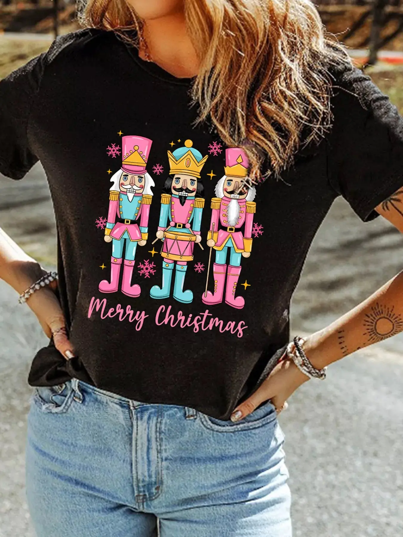 Women's Short-Sleeve Stretchy Casual Round Neck Christmas Nutcracker Doll Printed T-Shirt, Stylish Festive Top