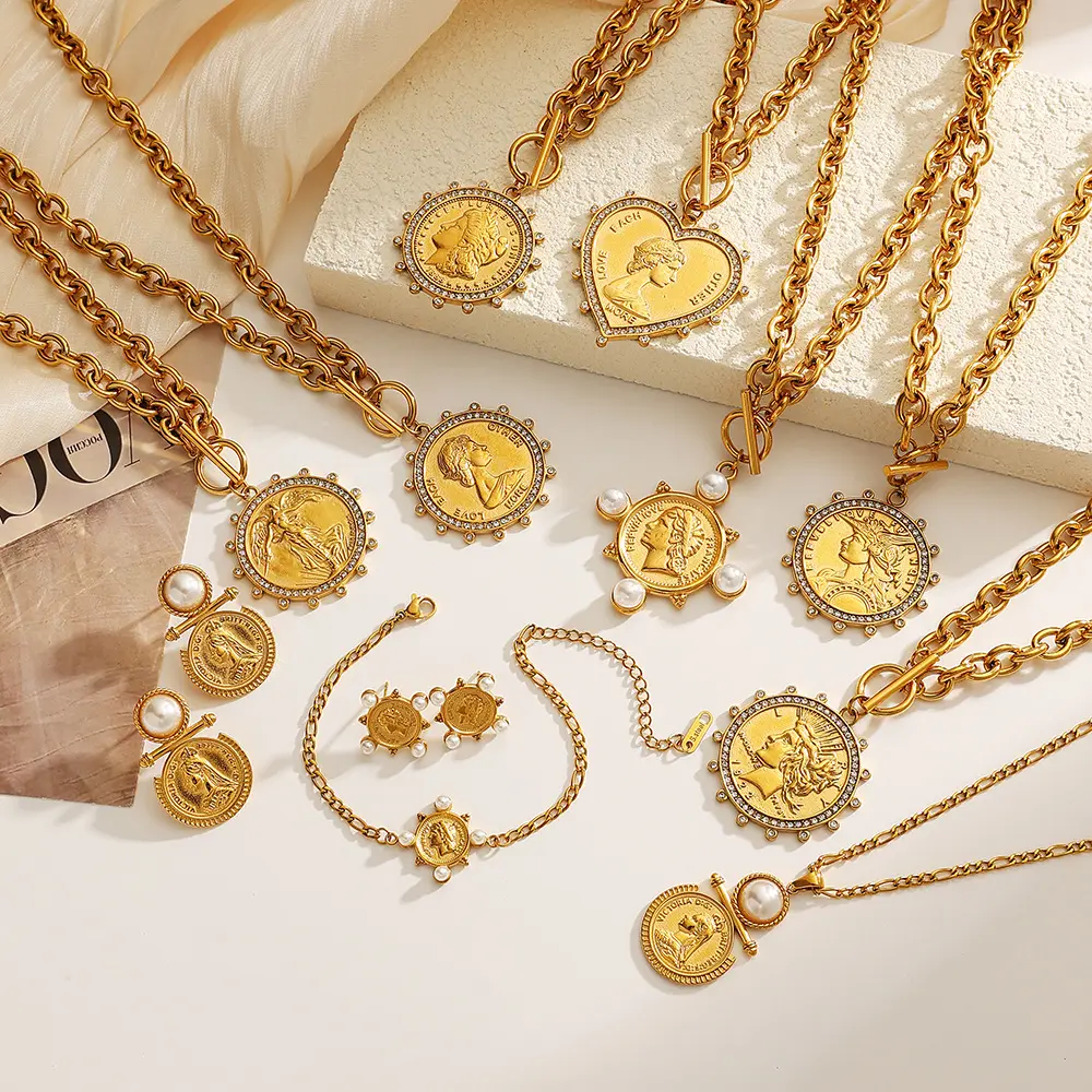 Vintage Queen Portrait Coin Heart Locket Necklace| 18K Gold Plated Stainless Steel| Hypoallergenic Tarnish-Proof Adjustable Women Jewelry