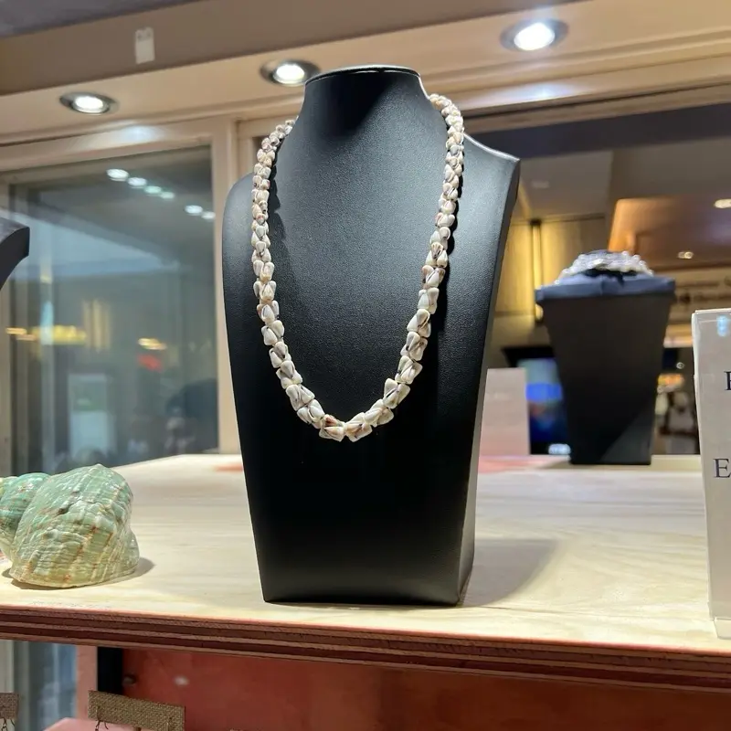 Handcrafted Plain Cone Shell Lei Necklace for Women