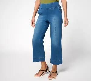 Belle by Kim Gravel Petite TripleLuxe Denim Cropped Traveler Jean