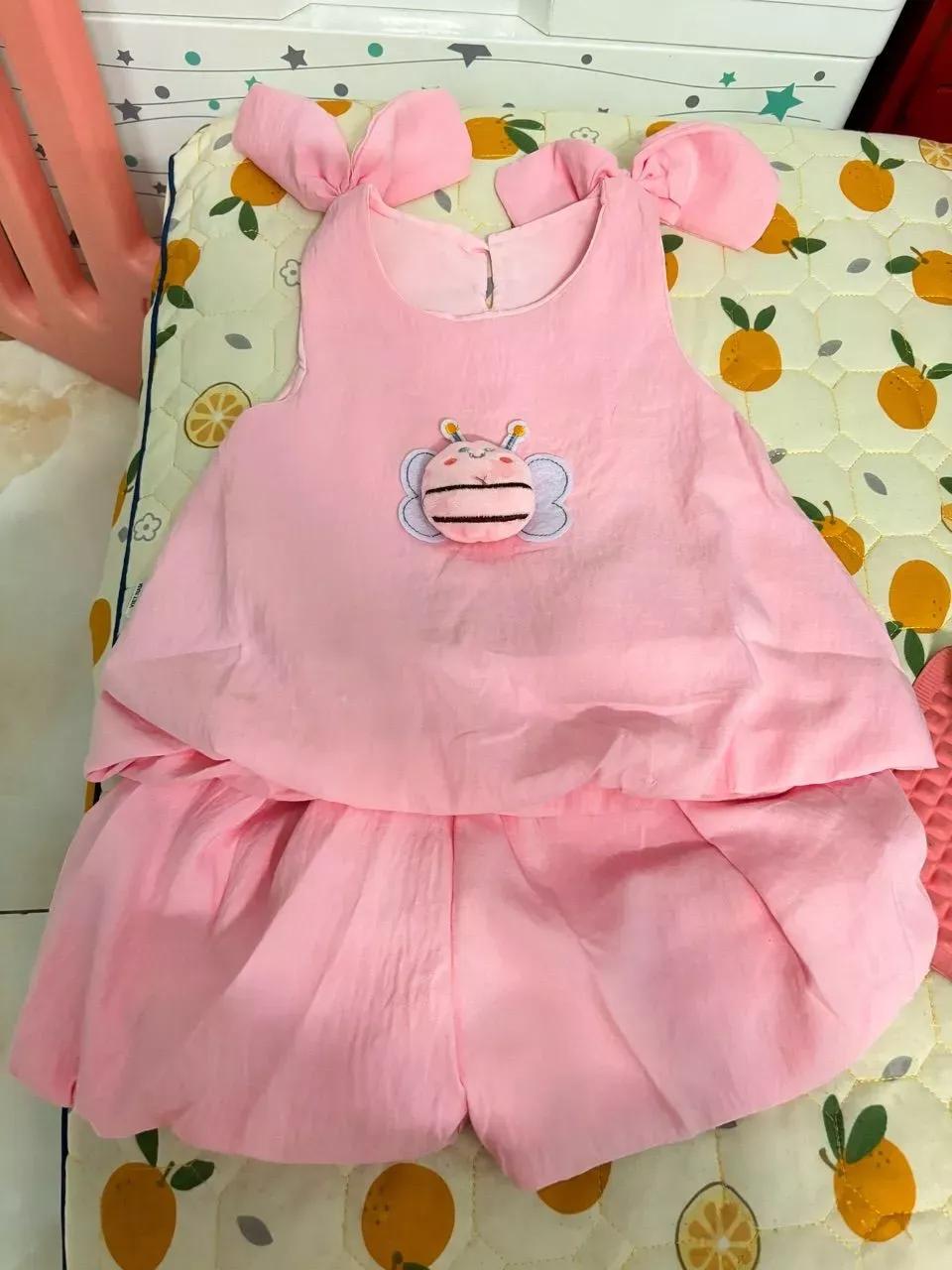 Aesthetic Bee Embroidery Linen Outfit Set – Lightweight Breathable Two Piece, Soft Summer Casual Matching Set, Cute Minimal Style