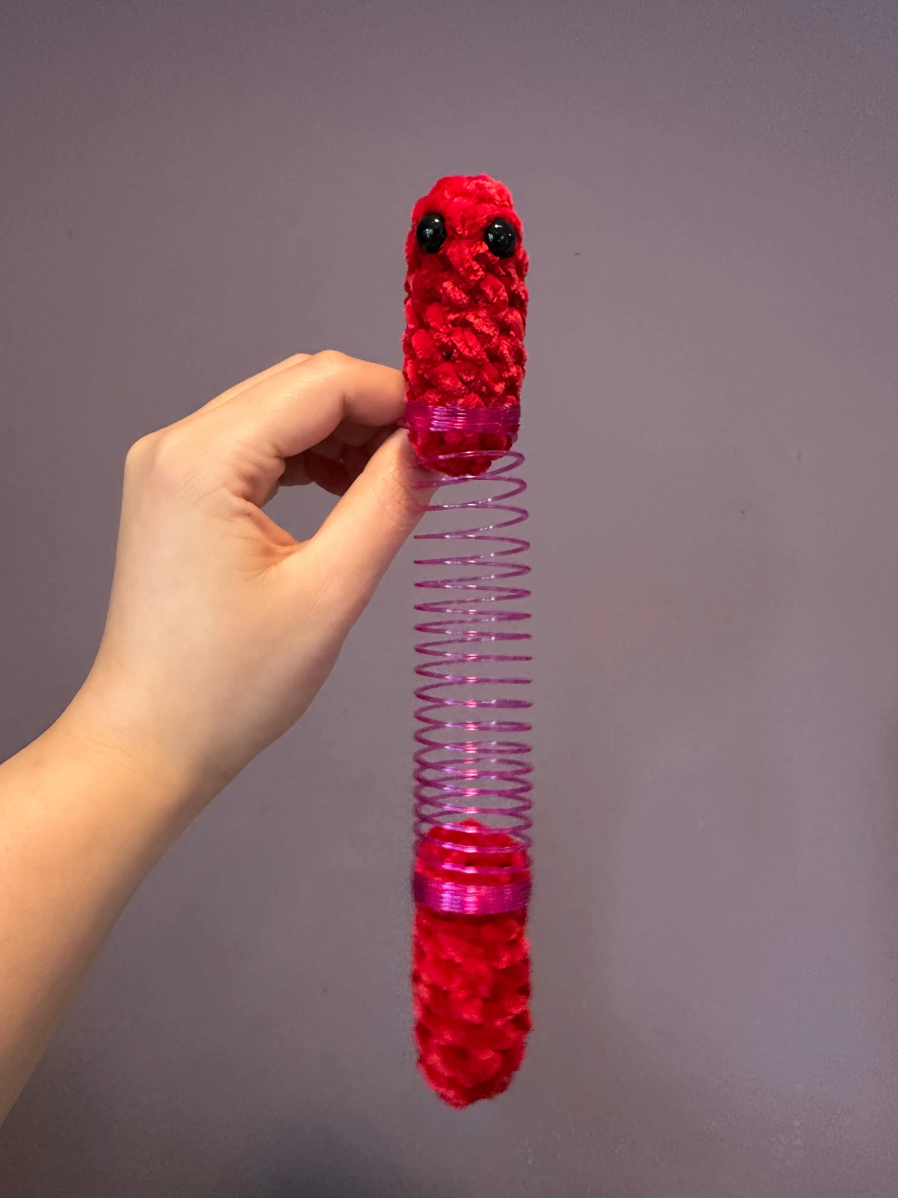 Crochet Slinky Worm Plush Fidget Toy Stress Relief Fun America Boingy Slinky Baby Color May Vary
