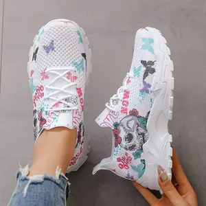 Spring flying weaving women's shoes, summer sports breathable casual mesh shoes, soft-soled mesh shoes, printed travel shoes trends