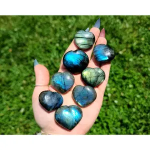 1 Labradorite Crystal heart -  Flashy, protection, Balance,  Intuition,  Guidance