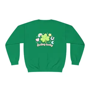 St. Pattys | Feeling Lucky | Sweatshirt | Pastel | Cute