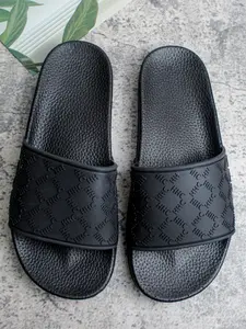 2026 New Men's Summer Fashion Outdoor Casual Wearable Slip-Ons, Durable Bathroom Non-Slip Eva Sole Slippers