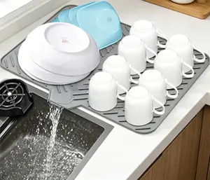 Super Absorbent Dish Drying Mat Quick Dry Non Slip Kitchen Countertop Mat Reusable Waterproof Drain Mat for Dishes Cups Sinks