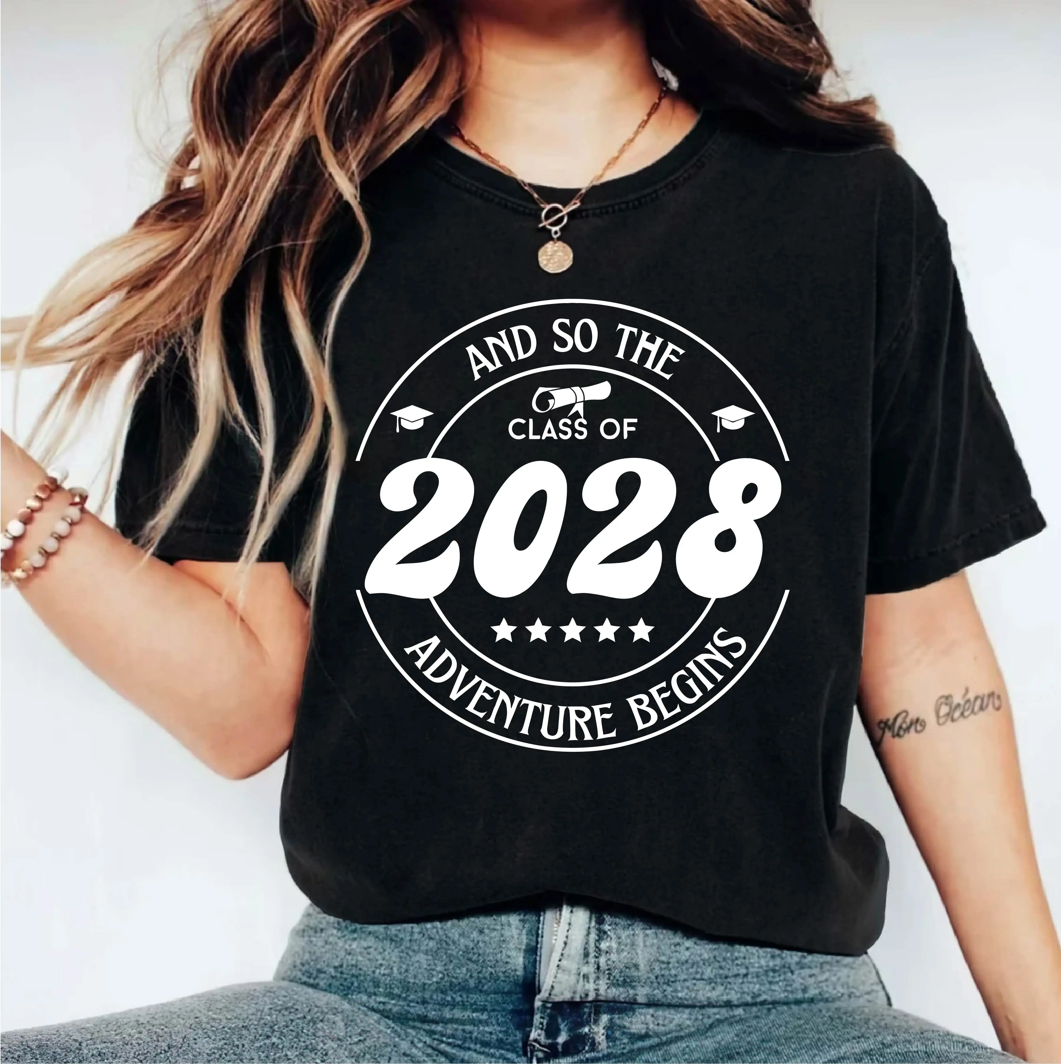 Freshman Class Of 2028 T-Shirt, New College Freshman Shirt, Gift Tee For Graduate, High School Freshman Tee, Funny Growing Up Short Sleeve.
