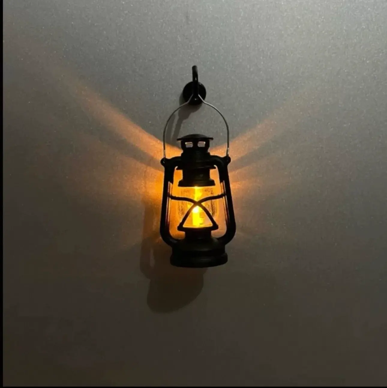 Retro Mini Refrigerator Magnet with Vintage Lantern Design for Kitchen/Room Decor Retro Mini Refrigerator Magnet with Vintage Lantern Design for Kitchen/Room Decor