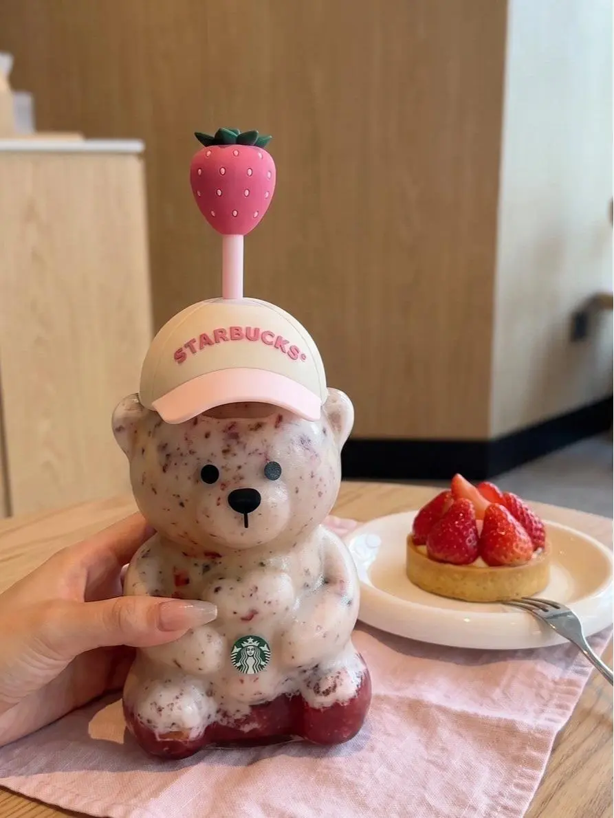 591ml 2026 New 20oz Starbucks x KBO Limited Edition Bearista Strawberry Bear Tumbler, Cute Straw Reusable Cold Cup Drinkware