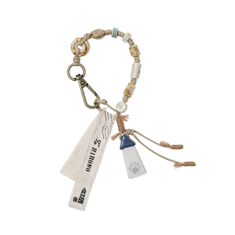 Hirono Living Wild – Freedom Island Decorative Charm