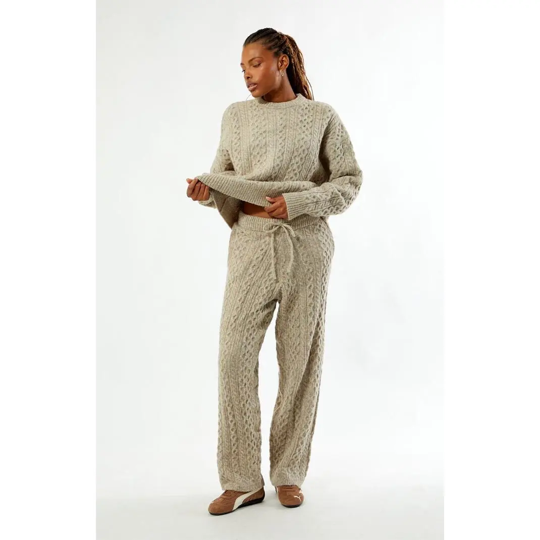 Daisy Street Women's Teddy Cable Knit Baggy Sweatpants