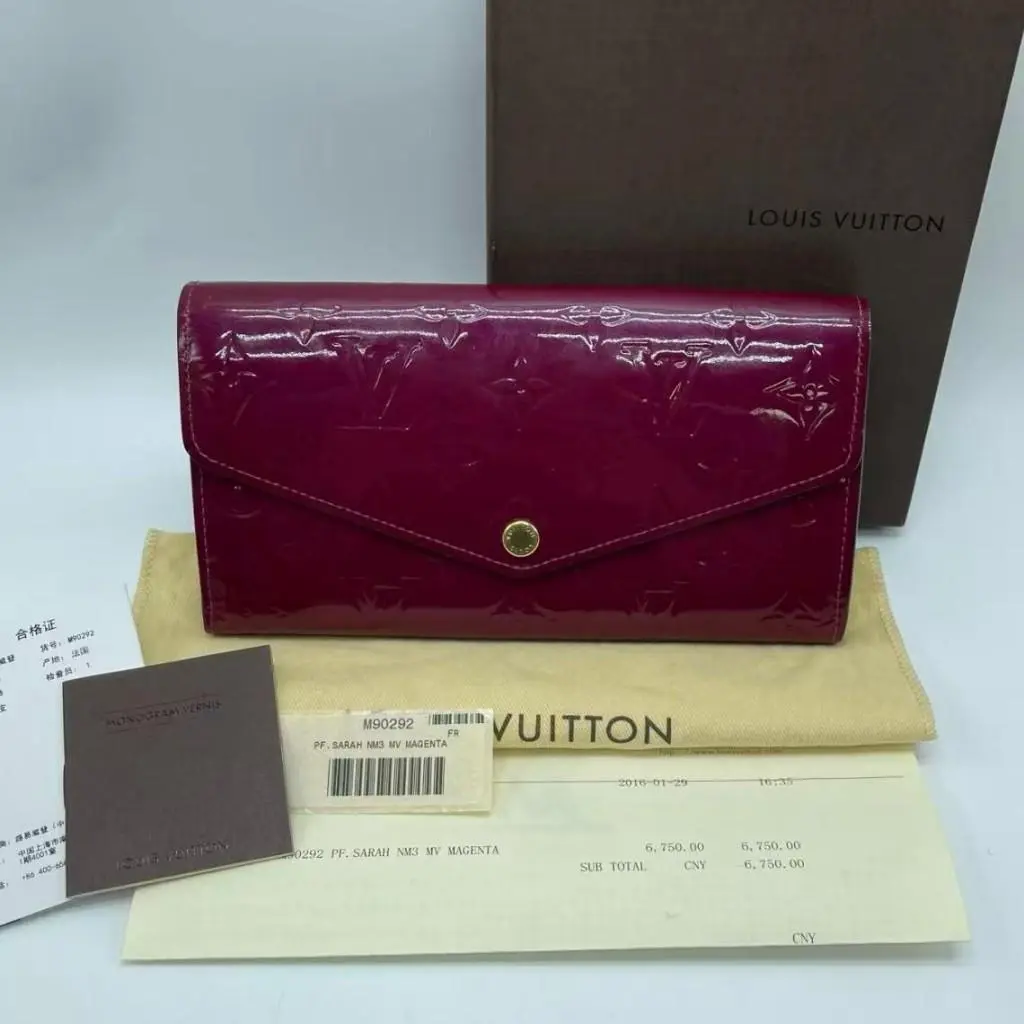 Pre-owned PATENT LEATHER Clutches & Wristlets LouisVuitton^/Clutches & Wristlets/LYB1515006