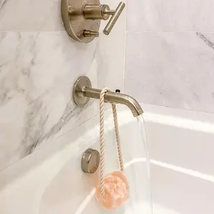 Bath Salt Rock Detox for a Soothing and Refreshing Bath Experience