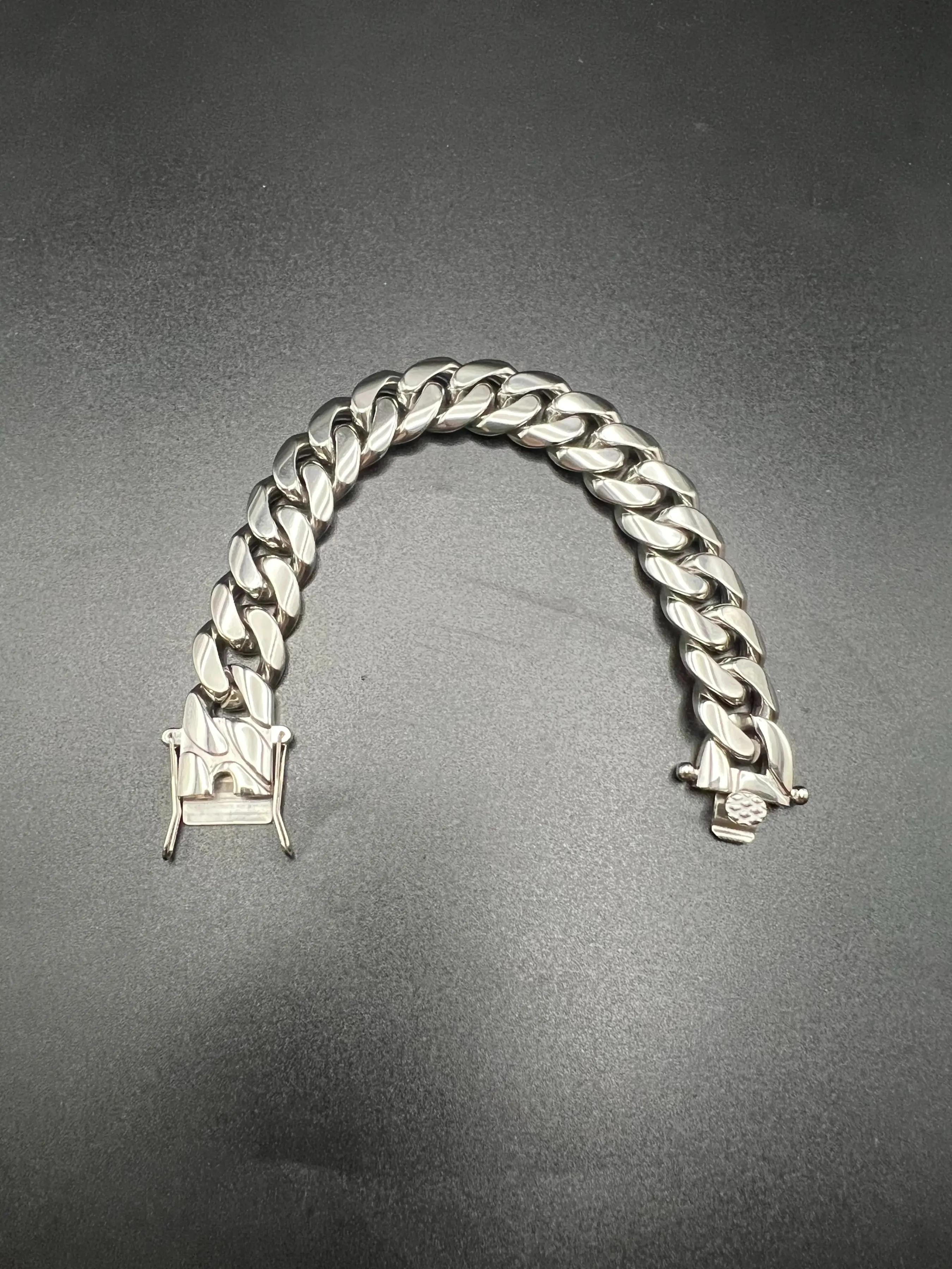 14mm Silver Color Miami Hip Hop Cuban Hand Bracelet, Bold Look, Durable Stainless Steel, Fashionable Buckle, All Seasons, Party Style, Maximalist Jewelry, Cuban Link Bracelet, Cuban Chain Bracelets
