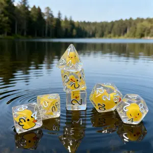 Resin Polyhedral Dice Set (7 Pieces), Duck Pattern, Indoor Decor Element, Durable Craft Material, Ideal Gift for Collectors