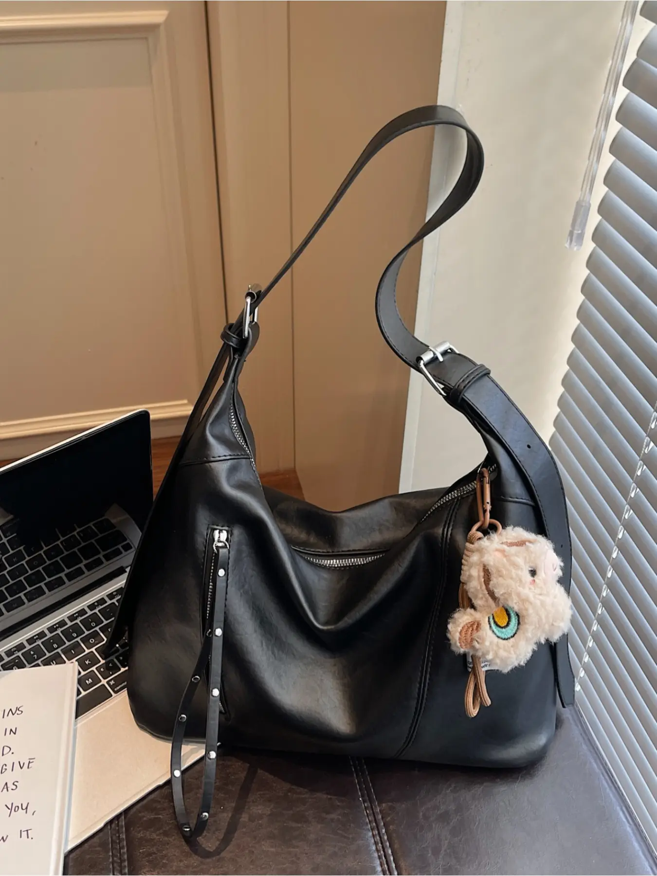 Everyday Sweet & Edgy Black Tote Bag Handbag Shoulder Bag Stylish Crossbody Bag Casual Crossbody Bag Soft leather texture, can be worn over the shoulder or crossbody Adorable lamb charm Commute and shopping bag Casual Commuting Bag