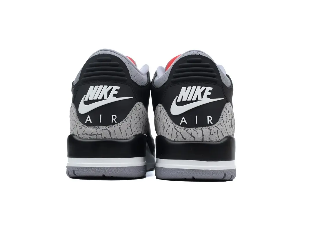 Black‑Grey‑Red Elephant‑Print Smooth‑Leather Mid‑Top Sneakers, Soft‑Bounce Cushion Sole Couple Daily‑Outfit Retro Basketball Shoes