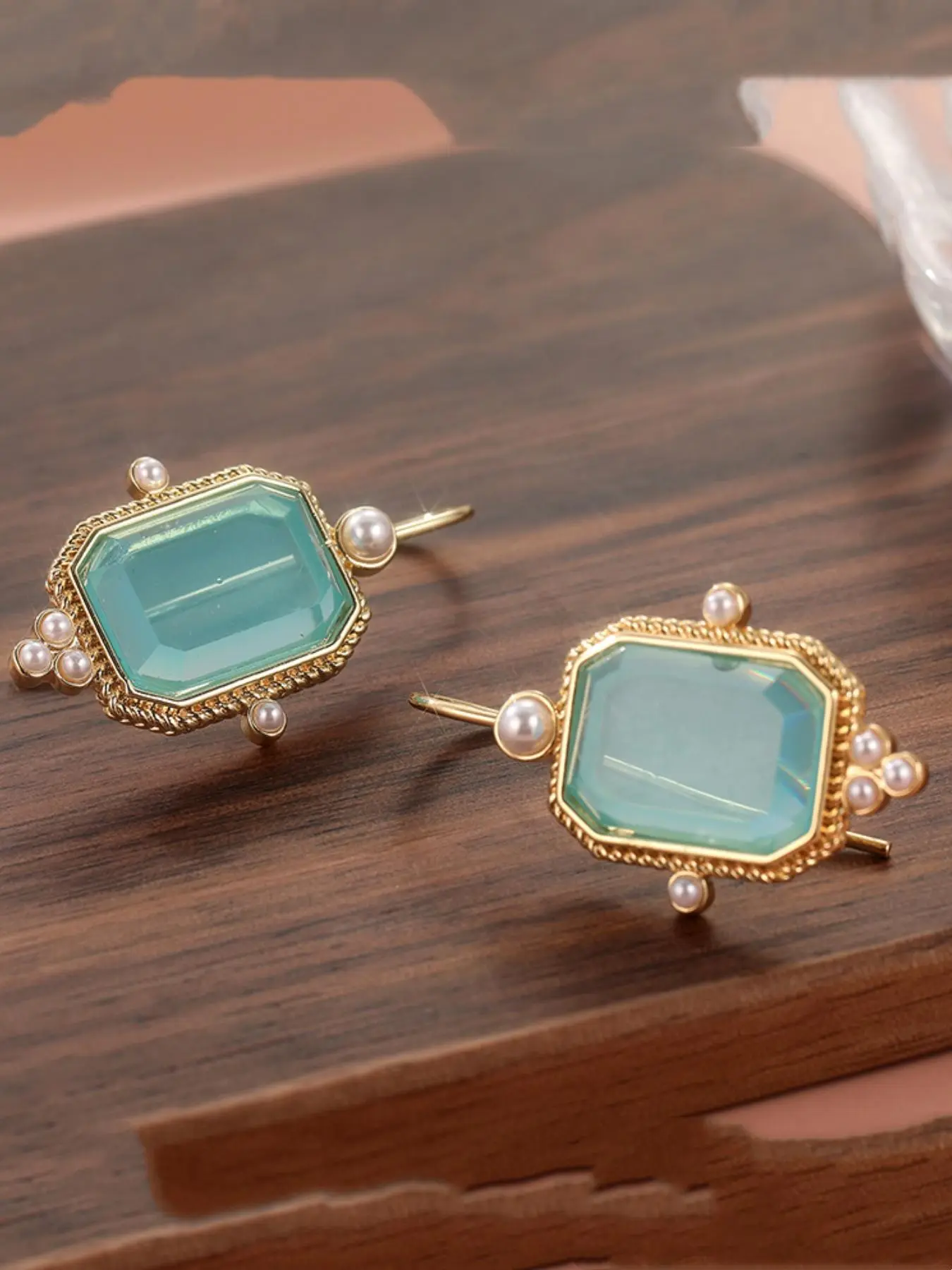 Artificial Crystal Decor Dangle Earrings, Elegant Jewelry for Women, Trendy All-match & Exquisite Jewelry for Birthday Gift, Shining Earrings