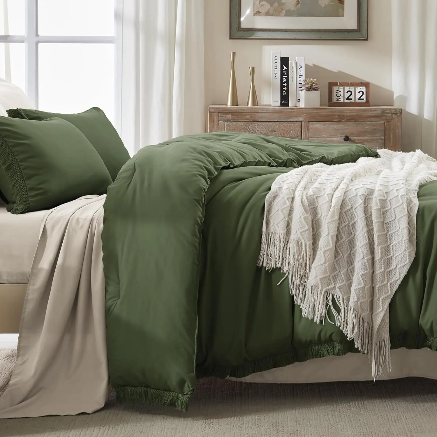 Olive Green Comforter King, 3 Boho Tassel Lightweight Comforter Sets for King, Fluffy Fringe (104x90In Comforter  2 Pillowcases)
