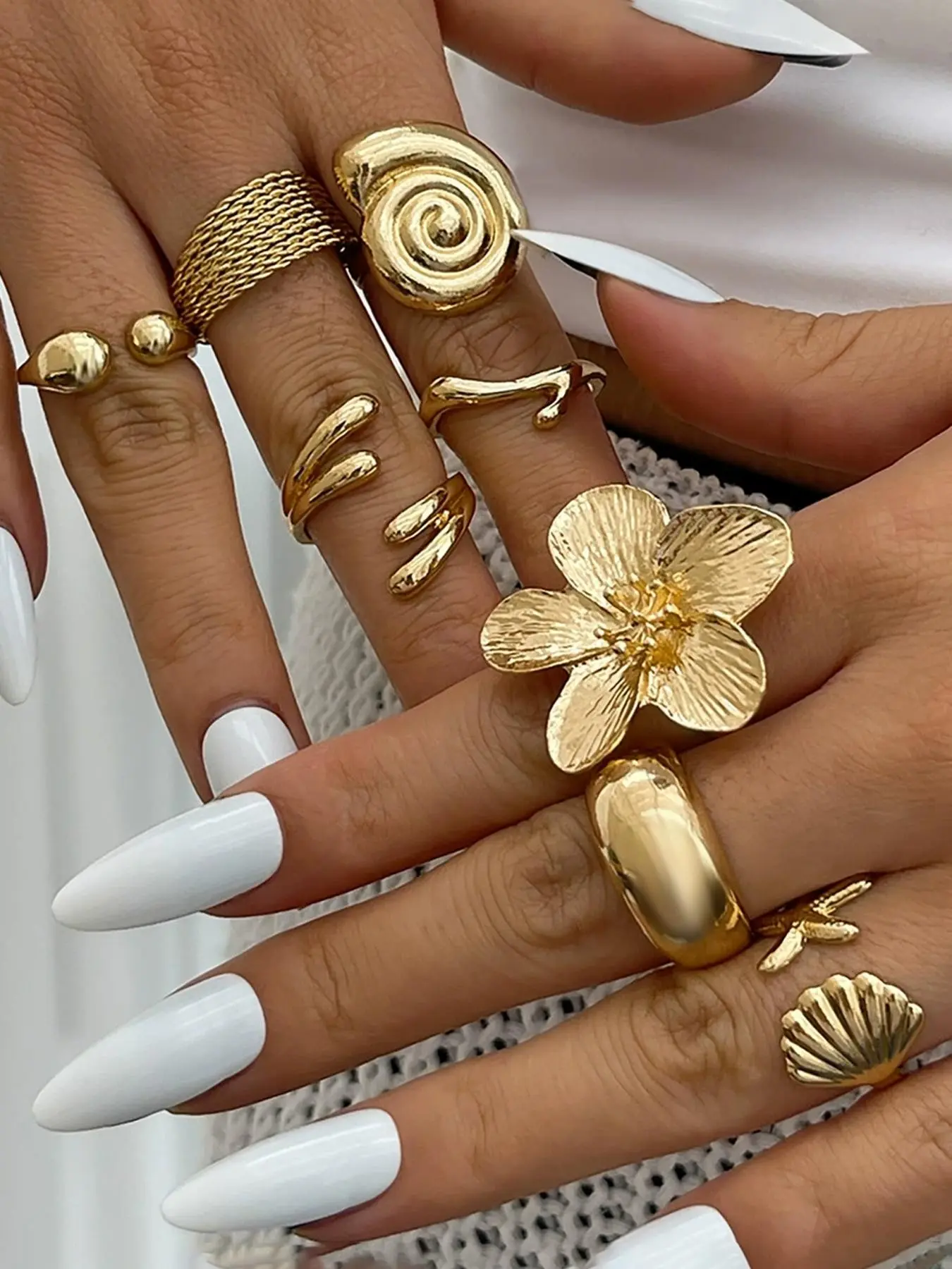 8 Pcs Bohemian Exaggerated Flower Conch Ring Set, Boho Style Rings, Fashion Statement Rings Starfish Shell Rings for Women, Versatile Creative Party Jewelry