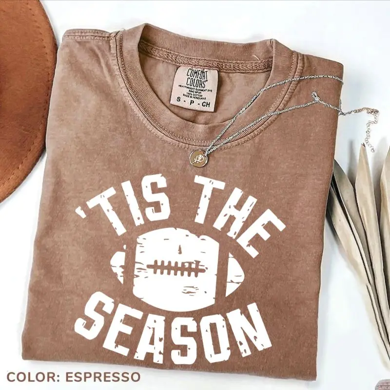 Comfort Colors Tis The Season Football Shirt, Sports T-Shirt, Retro Football Mom Tee, Game Day Apparel Women Tee, Cotton Fabric Gift For Women
