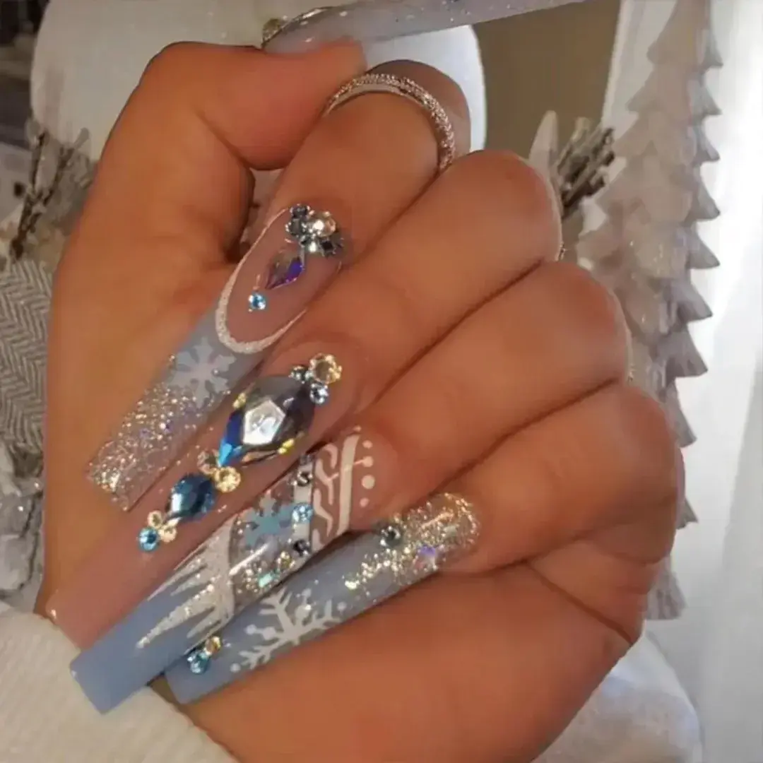 24Pcs/Set Christmas Press on Nails Kits Snowflake Glitter Blue French Fake Nails with Diamonds Extra Long False Nail Art Acrylic