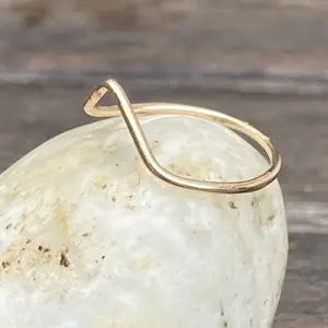 Gold Filled Chevron Ring Delicate V Shape Band