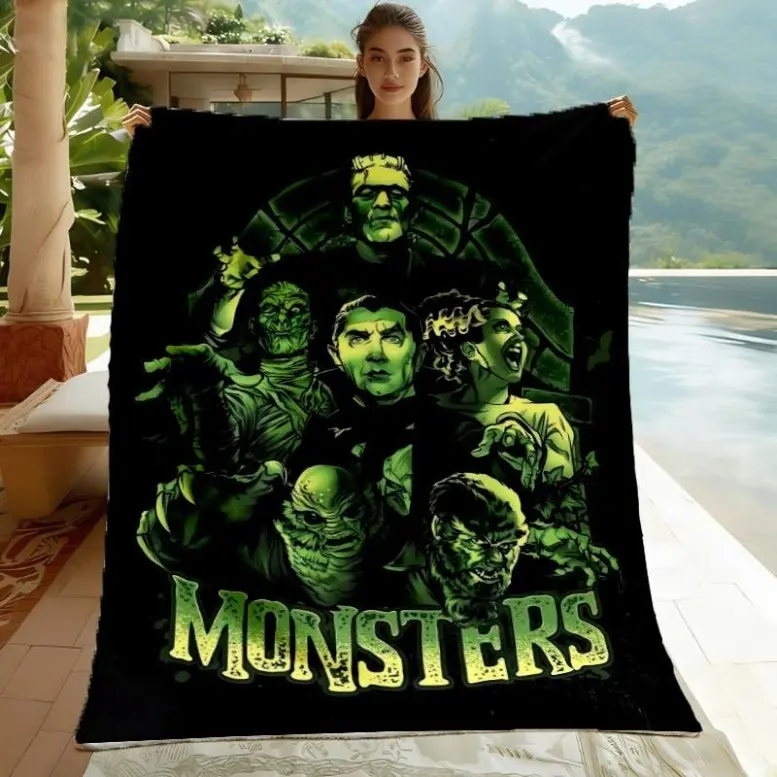 Universal Classic Monsters Flannel Blanket – Vintage Green Horror Movie Character Soft Warm Fleece Throw, Gothic Sofa Bed Cover, Gift For Retro Horror Fans