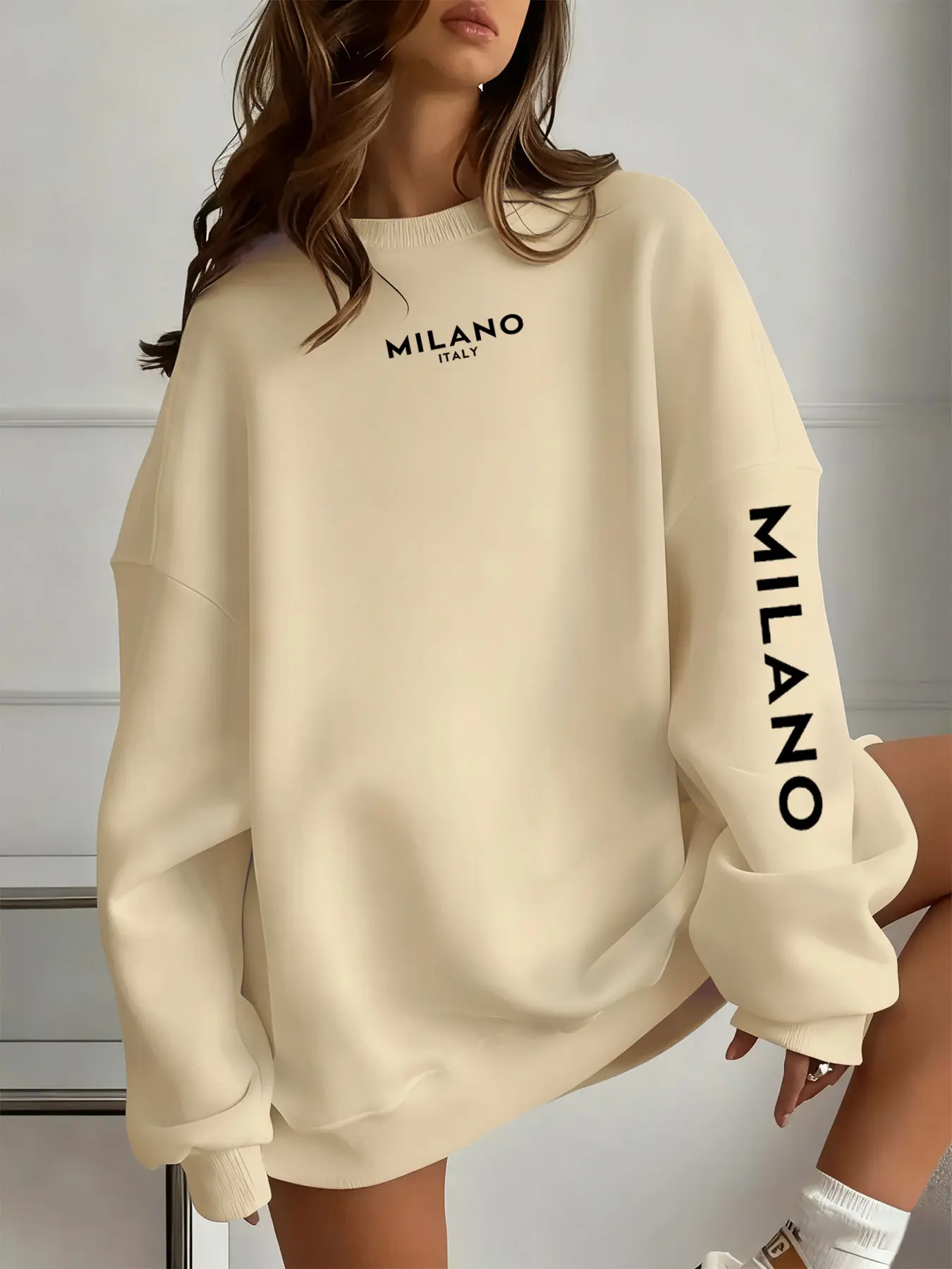 Women's Fleece-Lined Letter Print Sweatshirt, Casual Outdoor Round Neck Pullover, Loose-Fitting Fall & Winter Fashion