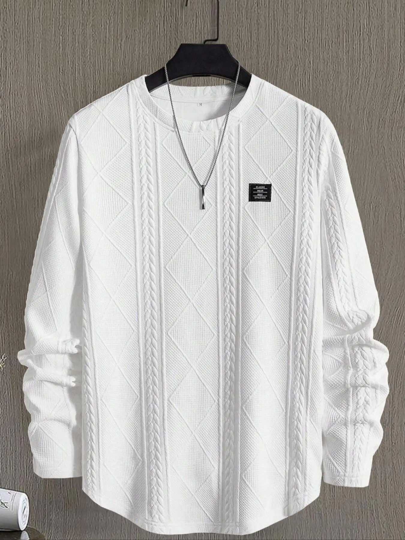 Men's Regular Fit Patched Detail Textured Knit Tops, Casual Long Sleeve Round Neck T-shirt for All Seasons, Fashion Men's Knit Top for Daily Wear