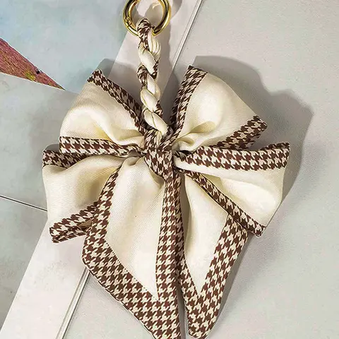 Niche retro elegant houndstooth border bow keychain, personalized creative shape, hand-woven rope metal ring exquisite pendant, small and exquisite versatile fashion, shoulder crossbody bag small object pendant, Trendy cute keychain, Stylish keychain