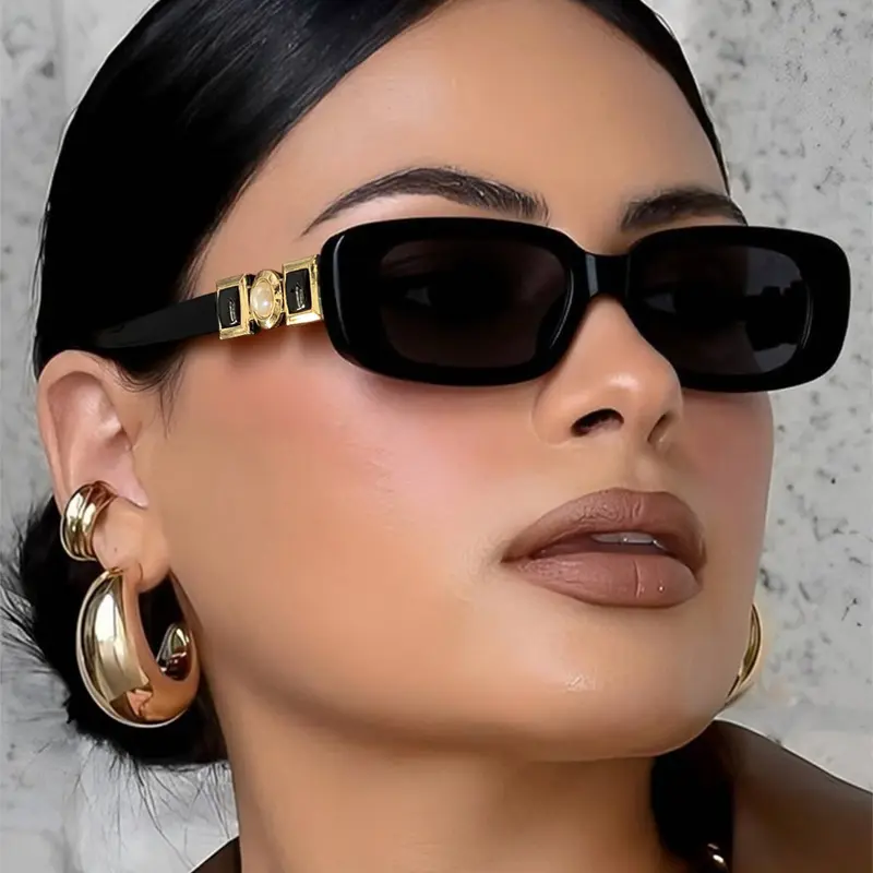 Women's Lightweight Rectangular Sunglasses, Fashionable Frames Sunglasses, Temple Decorations, Casual Style for Daily Use and Outdoor Beach, Trendy Sun Glasses, Trendy Styling Sunglasses