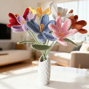 7pcs Handmade Crochet Tulip Bouquet – Yarn Knitted Artificial Flowers, No Vase Needed, DIY Craft Gift for Valentine’s Day, Mother’s Day, Teacher’s Day & Home Decor