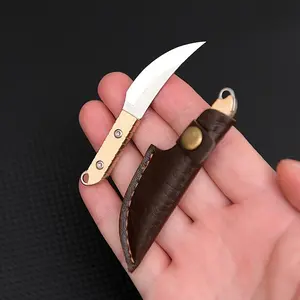 Mini Brass Curved Knife Pocket Knife Keychain, Sharp Small Knife Tool, Portable Keyring Cutter, Ideal for Unboxing Packages, Portable Tool Accessories