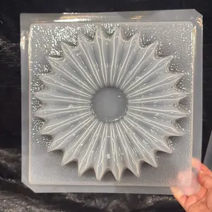 ACCORDION MOLD